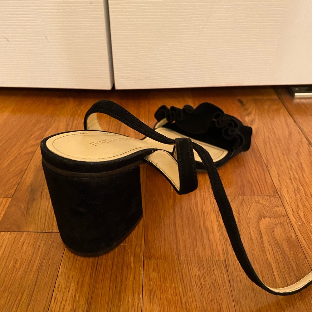Ivanka Trump Suede Sandals Size 37.5 / 7 1/2